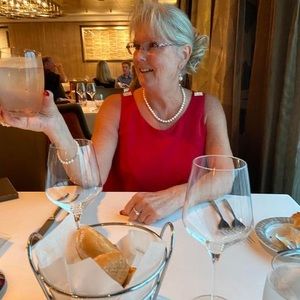 Meet your Posher, Lise